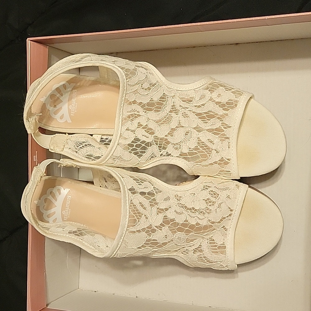 Wedges size 8.5